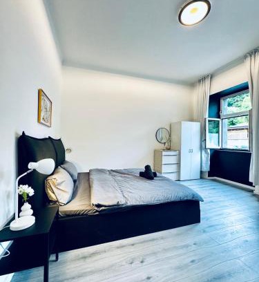 Klosterneuburg Apartment | Cozy & Quiet 1BR Apartment Well-Connected