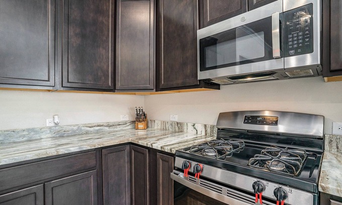 Texas City House | Cozy Retreat 15 mi from Galveston and JSC