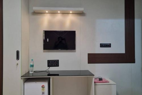 Electronics City Apartment | Cozy Room with private terrace