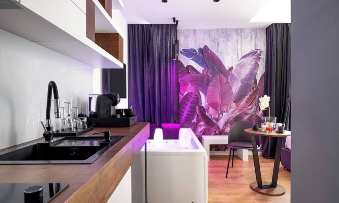Ruggero Settimo House | Cozy room with whirlpool bath and kitchenette in the center of Palermo