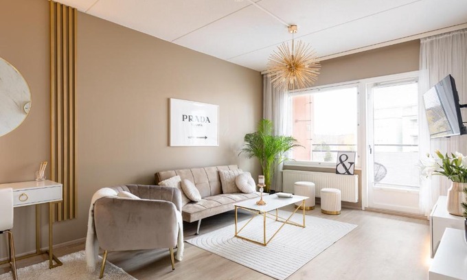 Tampere Apartment | Cozy Room x Aurora Lights