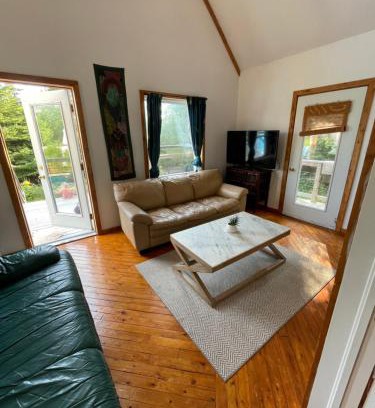 St. Andrews Ski Chalet | Cozy seaside cottage
