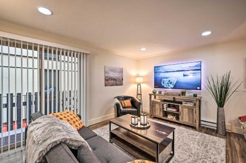 Ballard Apartment | Cozy Seattle Apt in Ballard about 7 Mi to Downtown!