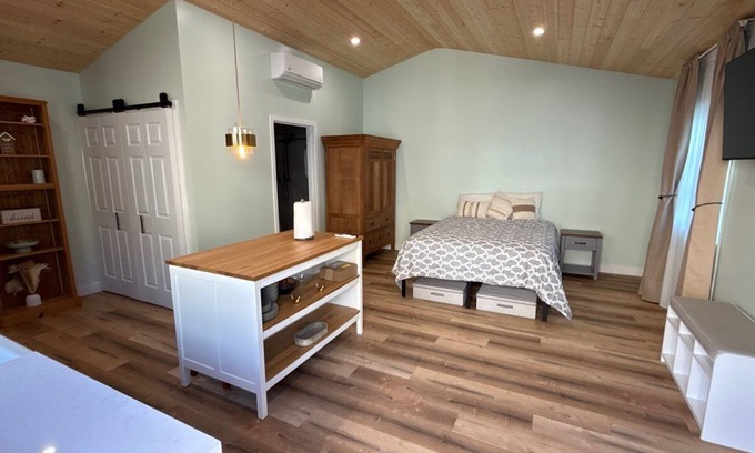 Lomita Apartment | Cozy , Secure studio in tranquil Lomita with Private Parking.