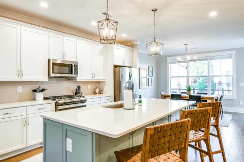 Greenville House | Cozy South Carolina Abode - Steps from Main Street