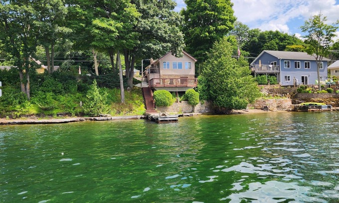Brier Hill Cottage | Cozy St. Lawrence waterfront cottage. Two bedrooms, 1 bathroom sleeps 4!