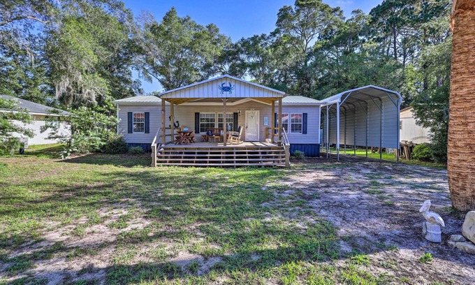 Steinhatchee House | Cozy Steinhatchee House w/Fire Pit & Grill!