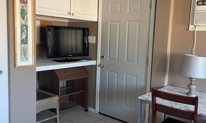 Mesa Apartment | Cozy Studio Attached to the House