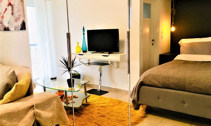 Palaio Faliro Apartment | Cozy Studio close to seaside and city center