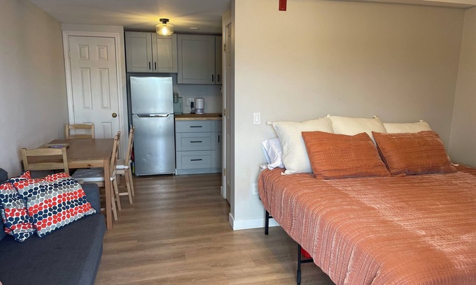 Winnisquam Condo | Cozy studio condo on picturesque Lake Winnisquam in Tilton with AC, WiFi