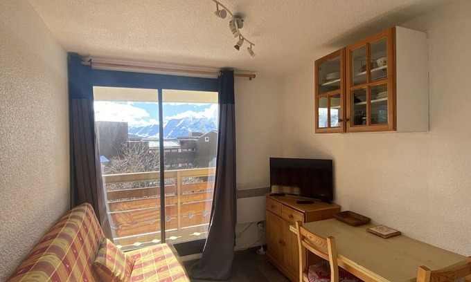 Eclose-Est Apartment | Cozy Studio for 4, Balcony, Pet-Friendly, Near Ski Lift - Alpe d'Huez