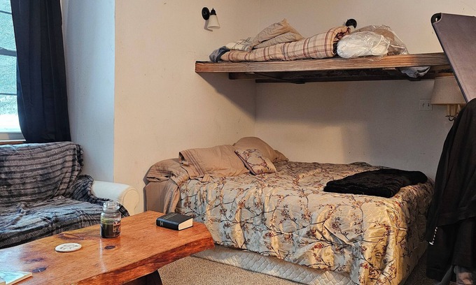 Fryeburg Apartment | Cozy studio in charming Fryeburg with AC, WiFi. Enjoy your stay