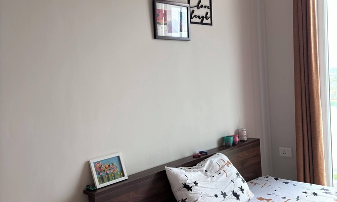 Agara Apartment | Cozy studio in pleasant Haralur with WiFi, AC and lake View
