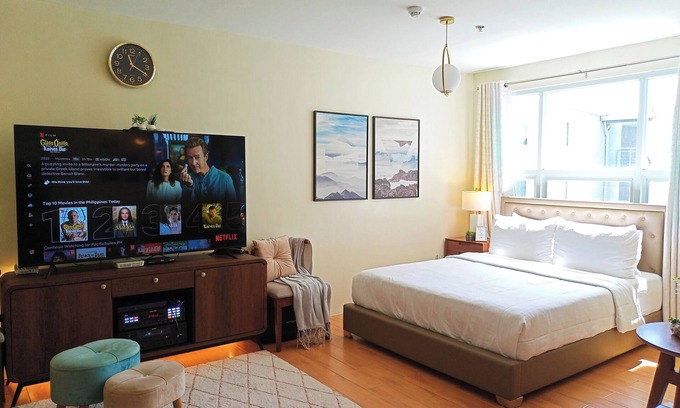 Sasa Condo | Cozy, Stylish, Resort-like Suite Near Samal Island!