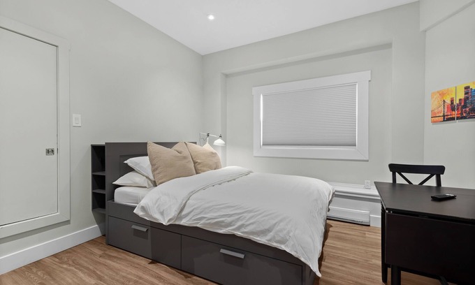 North End Apartment | Cozy Suite Downtown Halifax *Free Parking*