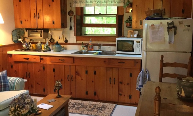 Madison Cottage | Cozy Summer Cottage in quiet Condo Community