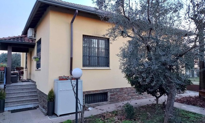 Brugherio Villa | Cozy tavern in villa