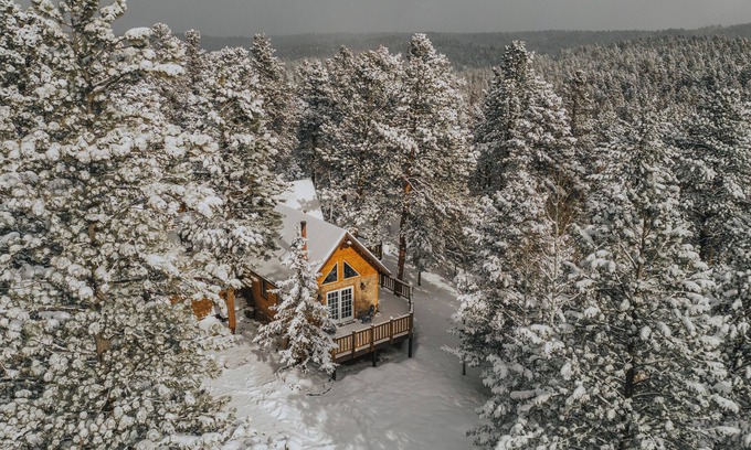 Spring Valley Cabin | Cozy Timber A-Frame Getaway ✦ Large Deck, Hot Tub, & BBQ