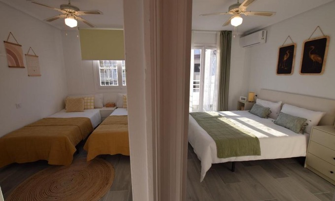 Torrevieja Apartment | Cozy townhouse with terrace near La Mata beach