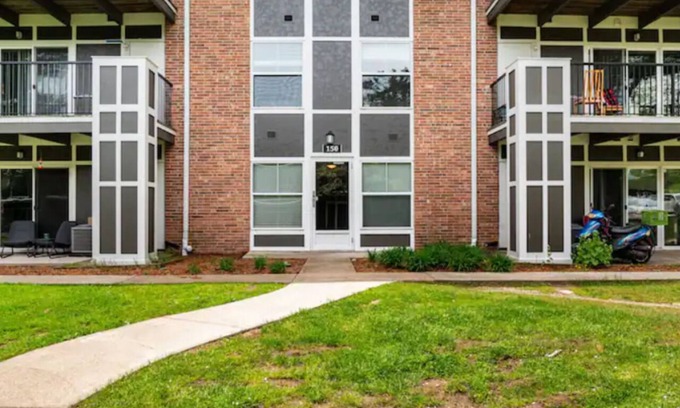 Norwood Apartment | Cozy Two Bedrooms Apartment in Norwood - Boston Massachusetts