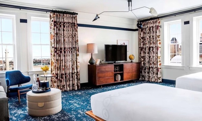 Mount Vernon Hotel | Cozy Up in Baltimore: Artistic Boutique Hotel with Karaoke Rooms & Valet Parking