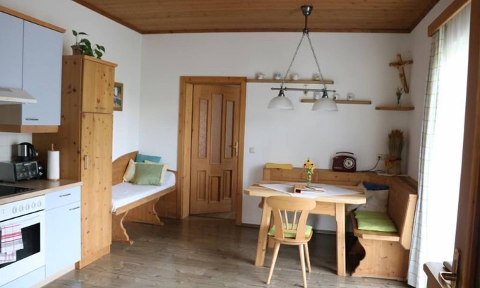 Kollmitzberg Apartment | Cozy vacation apartment "Waldblick" (60 sqm) with two bedrooms