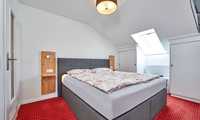 Bad Kohlgrub Apartment | Cozy vacation apartment "Dahoam" with its own roof terrace!