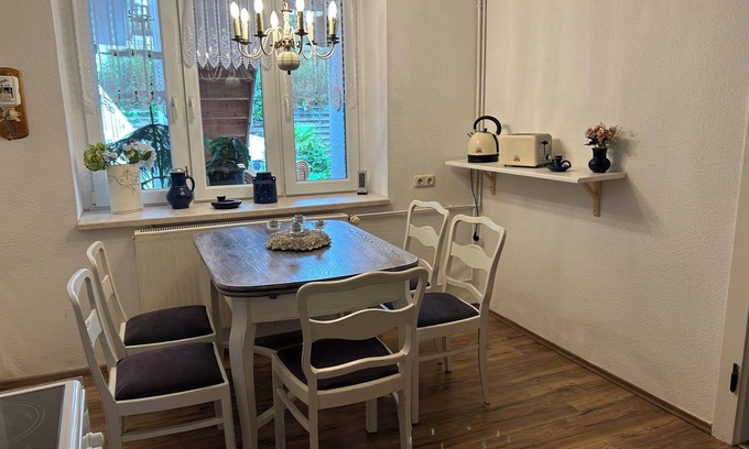 Saaleplatte Apartment | Cozy vacation apartment with pool and garden. Pets allowed, also for fitters