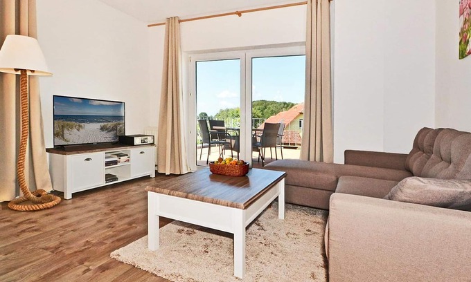 Koserow Apartment | Cozy vacation apartment in Koserow with terrace - only 350 m to the beach