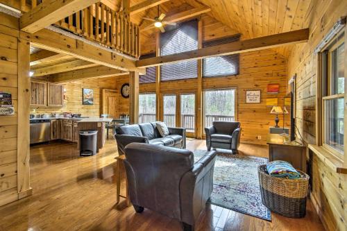 New Market House | Cozy Winter Retreat Great Location and Pet Friendly