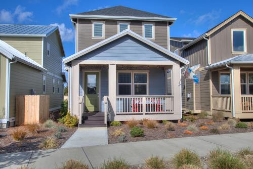 Ocean Shores House | Crabby Daddy The Blue Mermaid