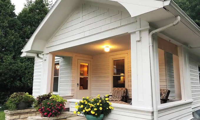 Littleport House | Craftsman Cottage minutes from the Mississippi River.