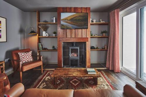Oban House | Craig Chat