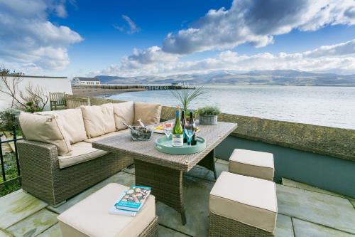 Beaumaris House | Craig Hyfryd