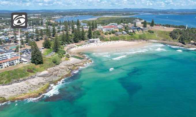 Yamba Apartment | Craigmore On the Beach Unit 13 - One of the most desirable holiday locations in Yamba.