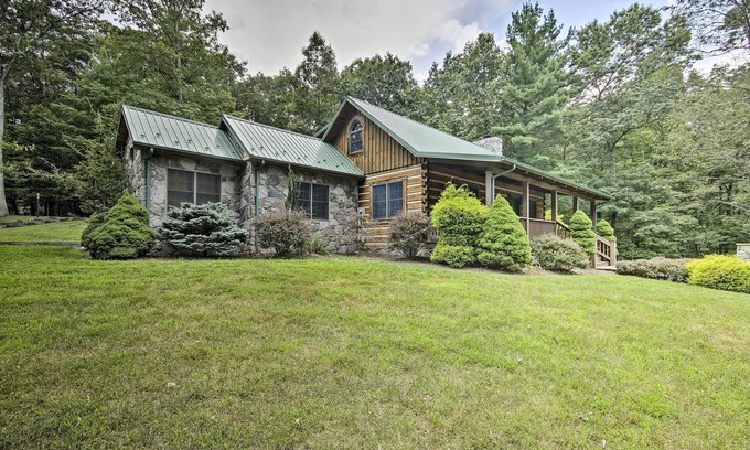 Berkeley Springs Cabin | Creekside Berkeley Springs Cabin on 35 Acres!