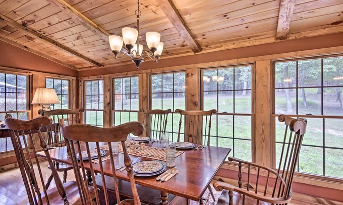 Berkeley Springs Cottage | Creekside Berkeley Springs Cabin on 35 Acres!