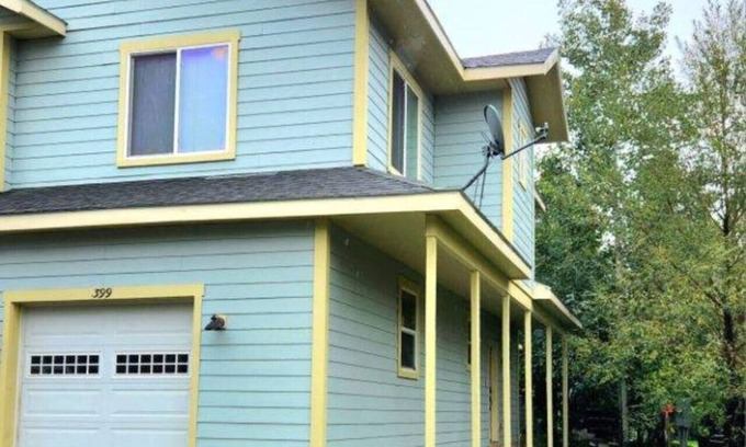 Driggs House | Creekside Forest View