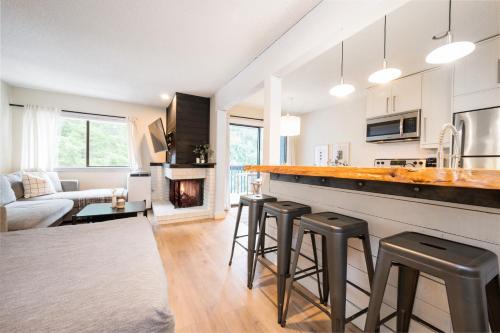 Whistler Creekside Apartment | Creekside Oasis 4 Beds Pool and Hot Tub