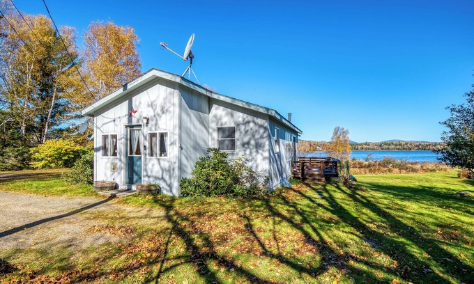 Rangeley Cottage | Crisp Cabin @ Haley Pond - downtown Rangeley