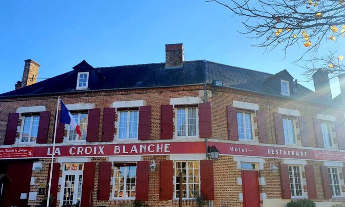 Chaumont-sur-Tharonne Hotel | Croix Blanche de Sologne