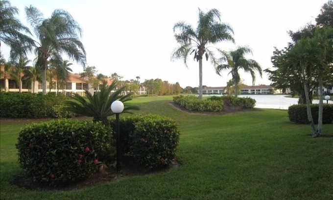 Biggar Condo | Cross Creek C.C Condo. 2BR/2BA Ground Floor.