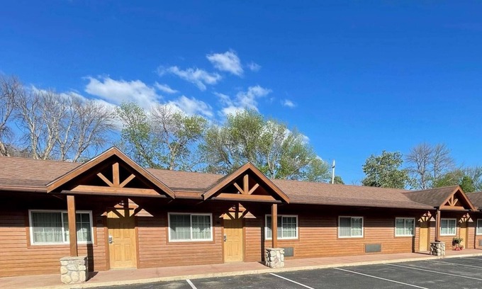 Fort Dodge Hotel | Crossroads Hotel and Event Center