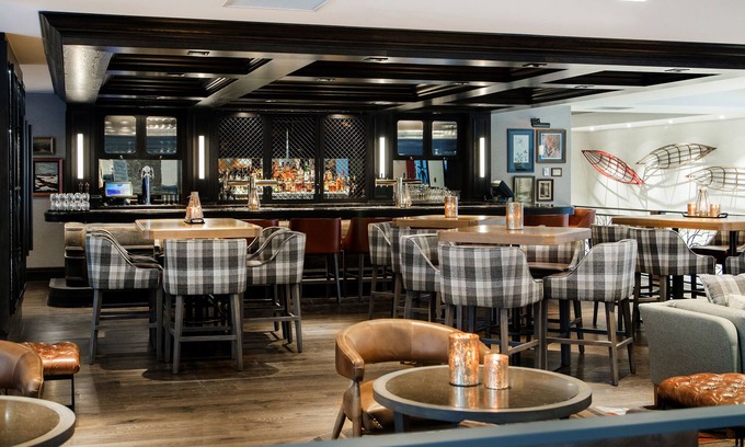 Kananaskis Hotel | Crosswaters Resort at Kananaskis