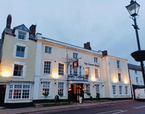 Brackley Hotel | Crown Hotel Brackley