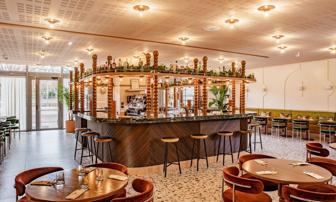 6th Arrondissement Hotel | Crowne Plaza Lyon - Cité Internationale by IHG