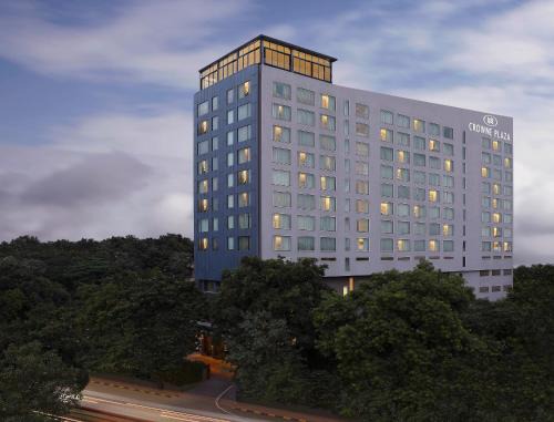 Pune Hotel | Crowne Plaza Pune City Centre by IHG