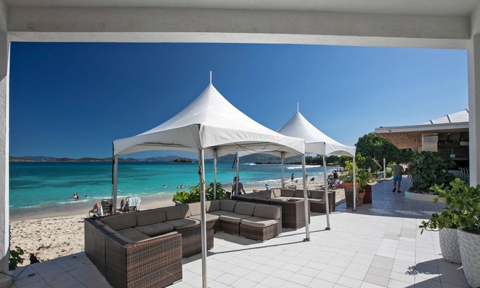 Red Hook Condo | Crystal Cove Beachfront Pool Tennis