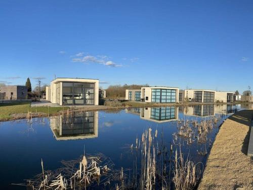 Olburgen House | Cube Maximum MA76 Comfortable