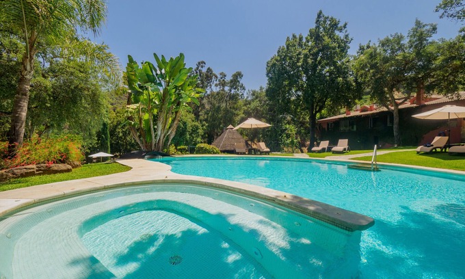 Coin Cottage | Cubo's Finca La Fuente del Pedregal Casa 4/nature/community pool/adventure